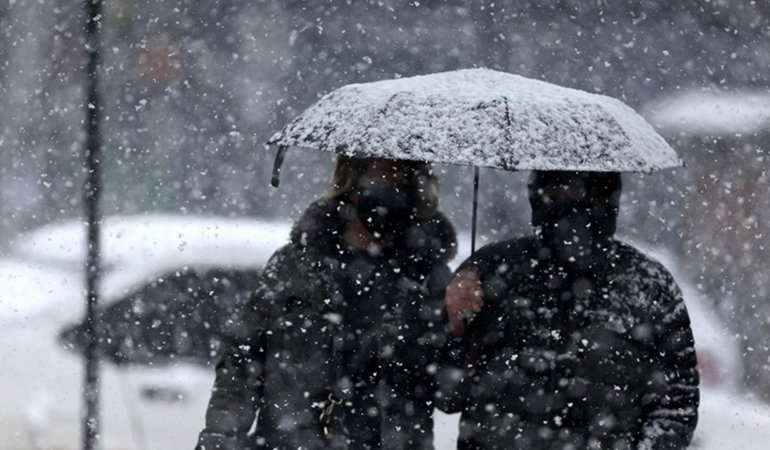 29-Ilde-Sari-Kodlu-Hava-Durumu-Kar-Yagisi-ve-Sicaklik-Dususu-Bekleniyor-featured