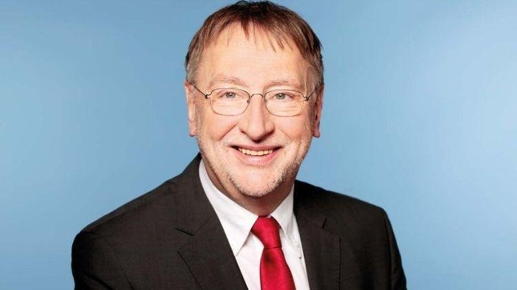 AP8217den-ABD8217ye-Ticaret-Freni-Onay-Sureci-Askiya-Alindi-featured