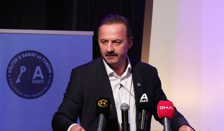 Agiralioglu8217ndan-8216statu8217-tartismasina-sert-yanit-8220Teroristtir8221-featured