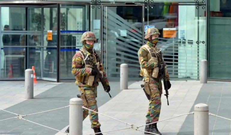 Belcika-Askerlikte-Yas-Sinirini-678217ye-Cikardi-featured