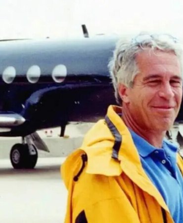 Epstein8217in-Ucuslari-20198217a-Dek-Britanya-Havaalanlari-ve-Usleri-Kullanilmis-featured