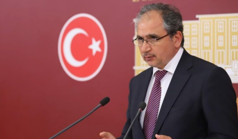 TBMM8217de-Vekiller-Arasinda-Sert-Tartisma-Yatirimlar-ve-Kisisel-Konular-Gundeme-Geldi-featured