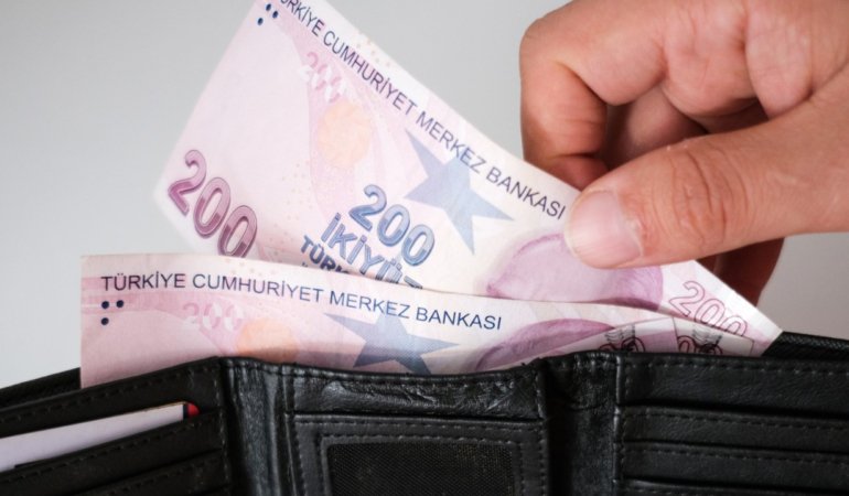 Bankalarla-Emekli-Maasi-Promosyon-Rekabeti-Kizisti-Mart-2026-Rakamlari-featured