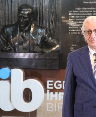 EIB-Baskani-Eskinazi-Sektorlerin-Buyumesi-Maliyet-Baskisiyla-Sinirli-Kaliyor-featured