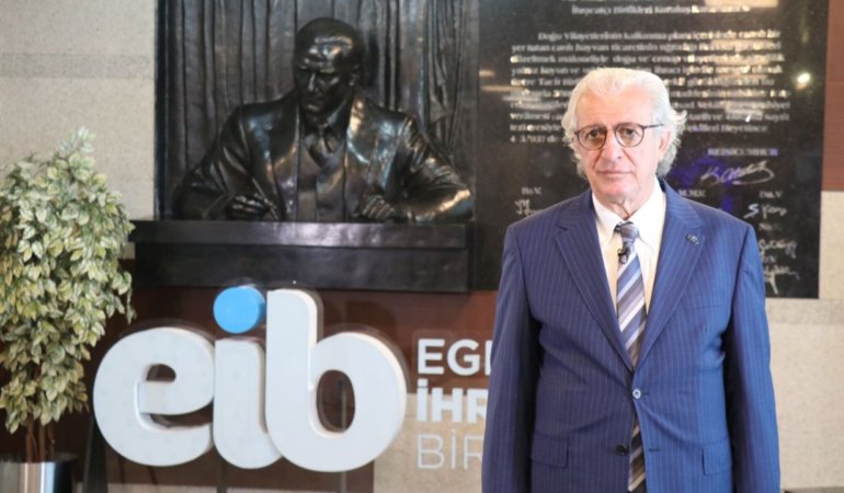 EIB-Baskani-Eskinazi-Sektorlerin-Buyumesi-Maliyet-Baskisiyla-Sinirli-Kaliyor-featured