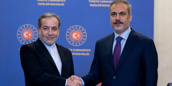 Fidan ve Arakçi’den Hava Sahası İhlali Görüşmesi