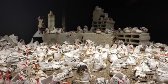 Gazze’ye Sanatsal Dokunuş: Sessiz Ayakkabıların Hikayesi