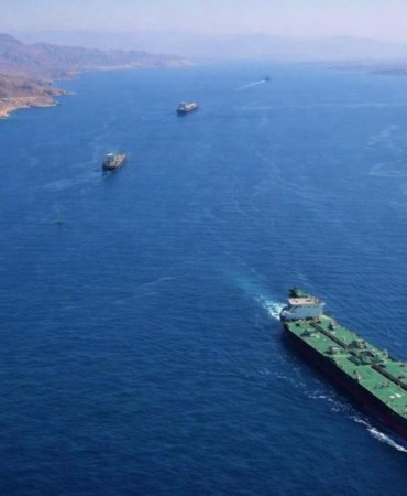 Iran8217dan-Hurmuz-Bogazi-Gecisine-Ucret-Hamlesi-featured