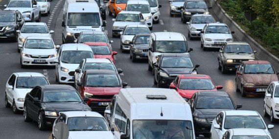 İstanbul Bayramı’nda Ulaşım Felç: Yoğunluk %74’e Ulaştı