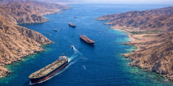Körfez’de Deniz Ticaretini Canlandırmak İçin 20 Milyar Dolarlık Güvence Paketi