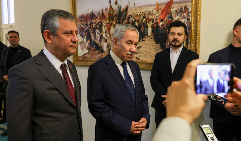 Ozel8217den-Arinc8217a-ziyaret-Gundem-genis-featured