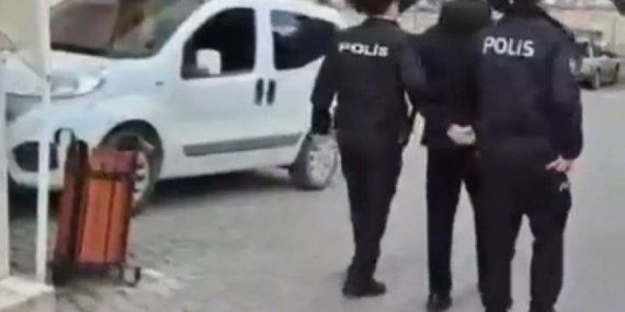 Sosyal Medya Silah Paylaşımlarına 'Albüm' Operasyonu: 26 Gözaltı