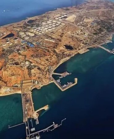 Trump8217tan-Iran8217a-Hark-Adasi-Baskisi-Isgal-veya-Abluka-Ihtimali-featured