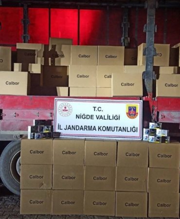 Ulukisla8217da-Tir-Dorsesinde-Milyonlarca-Kacak-Sigara-Yakalandi-featured