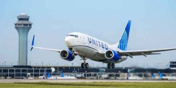 United Airlines Yolcuları İçin Yeni Zorunlu Kuralı Duyurdu