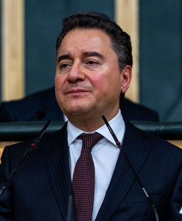 DEVA lideri Babacan: Türkiye'yi çok büyük bir ekonomik çöküş bekliyor