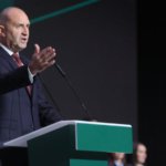 Bulgaristanin-sekizinci-genel-seciminde-Radev-liderligi-elinde-tutuyor-featured