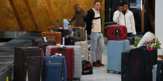 İran’da sivil uçuşlar yeniden hayata geçiriliyor
