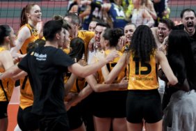 VakifBank-Turkiye8217de-Ikinci-Kez-Sampiyonluk-Sevinci-Yasadi-featured